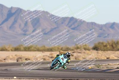 media/Dec-07-2025-CVMA (Sun) [[3e7d2de5dc]]/Race 16-Formula Middleweight/